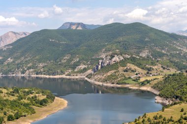 Bulgaristan 'ın Arda Nehri kıvrımlı ve Kardzhali Barajı' nın inanılmaz manzarası
