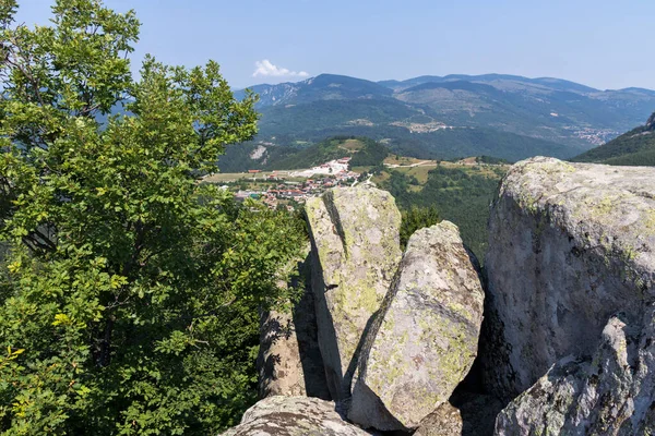 古代の聖域Belintashは ロドペ山脈の神Sabaziosに捧げ ブルガリア — ストック写真