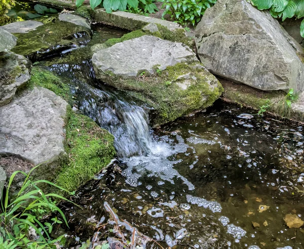 berrak dere kristal su taşları