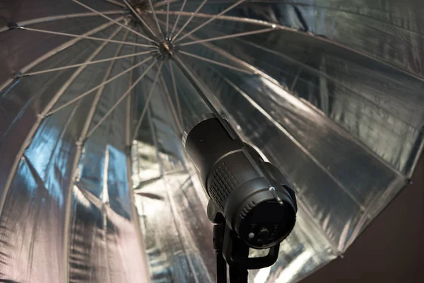 Projector Studio Umbrella — Stock Photo, Image