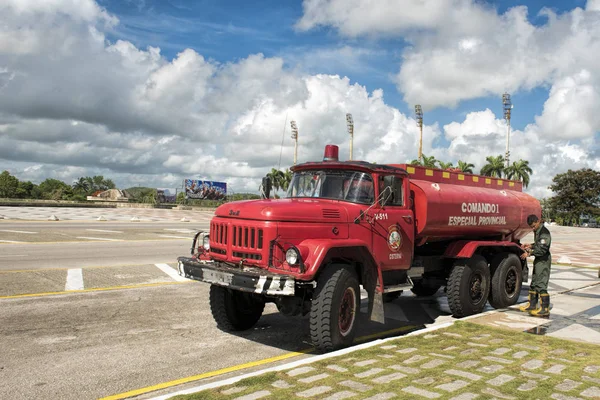 Camión Bomberos Cuba —  Fotos de Stock