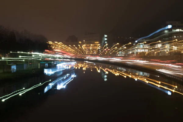 Lumière Dans Ville Dans Nuit — Photo