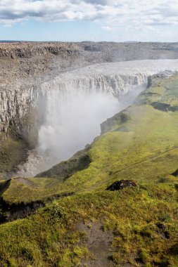 İzlanda, Dettifoss 'tan geliyor.