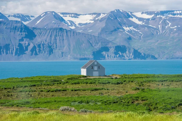 Pequena Casa Paisagem Islândia — Fotografia de Stock