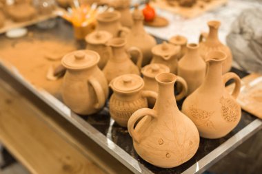 Seramik atölyesinde seramik