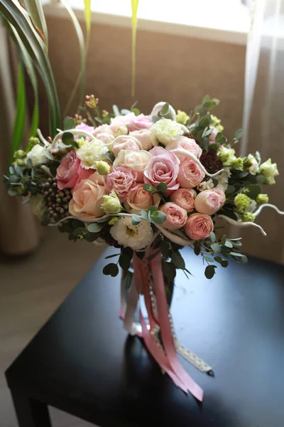 Hermoso Ramo Boda Para Fiesta Rosas —  Fotos de Stock