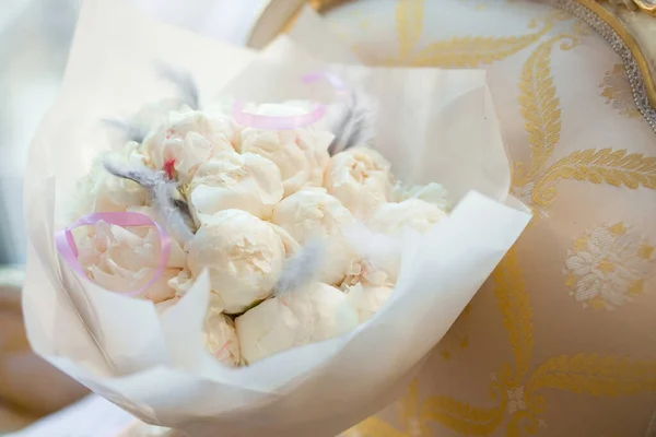 Beau Bouquet Blanc Pivoines — Photo