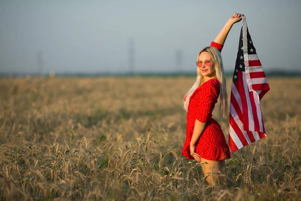 Beautiful Young Woman Red Dress Field Summer Pink Sunglasses Flag — Stock Photo, Image