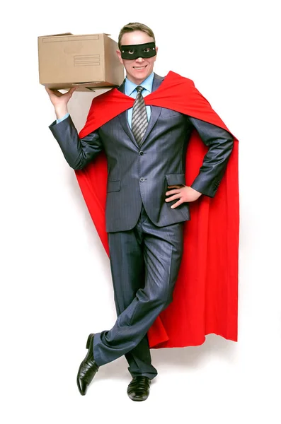 Homem Entrega Super Herói Com Caixa Papelão Mãos Isoladas Fundo — Fotografia de Stock