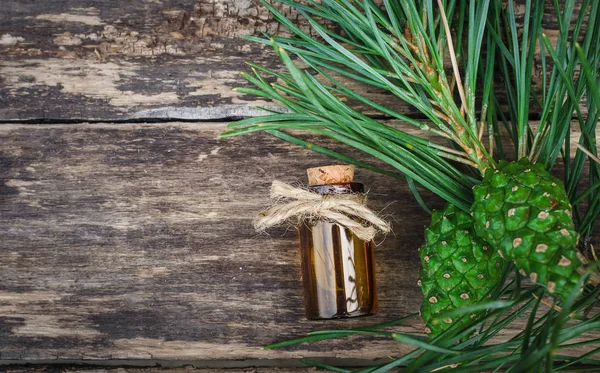 Coniferous Essential Oil Concentrate Bath Aromatherapy — Stock Photo, Image