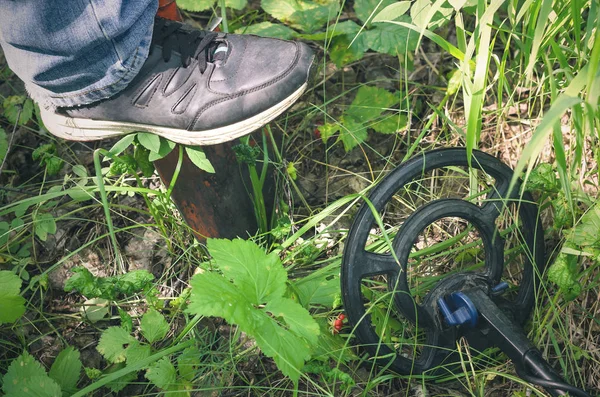 Metal Dedektörü Sikke Bulucu Hazine Avcılık Kavramı Antik Kalıntıları Aramada — Stok fotoğraf