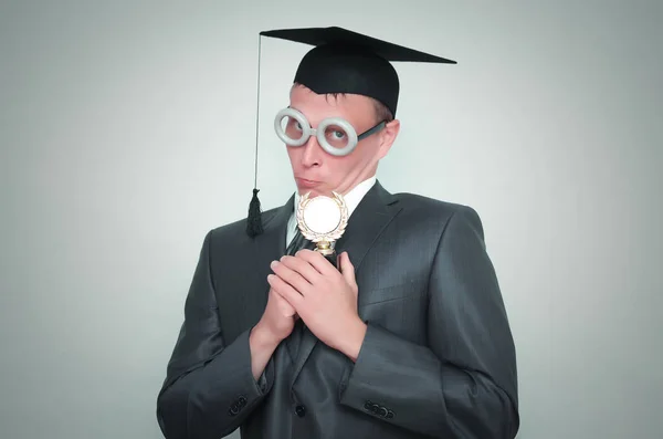 Étudiant Diplômé Excité Dans Casquette Isolé Sur Fond Gris Concept — Photo