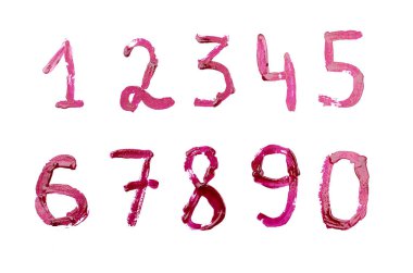 Beyaz arka plan üzerinde izole kırmızı tırnak vernik ile boyalı rakamlar topluluğu.