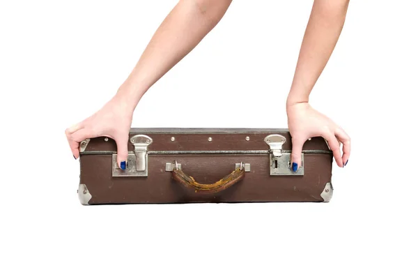 Retro Koffer Vrouwelijke Handen Geïsoleerd Witte Achtergrond — Stockfoto