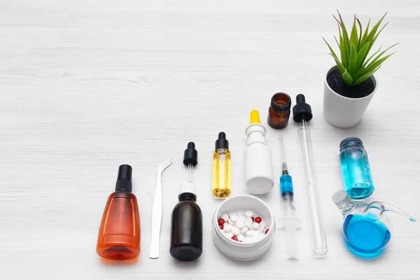 Geneeskunde Farmacologie Achtergrond Van Apotheek Laboratorium Tafel Met Een Verschillende — Stockfoto