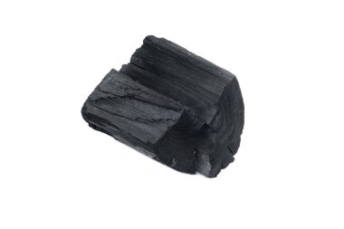 Siyah kömür beyaz arka planda izole edilmiş.