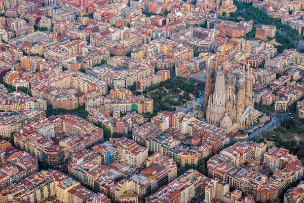 Vista Aérea Barcelona Del Barrio Residencial Del Eixample Sagrada Familia — Foto de Stock