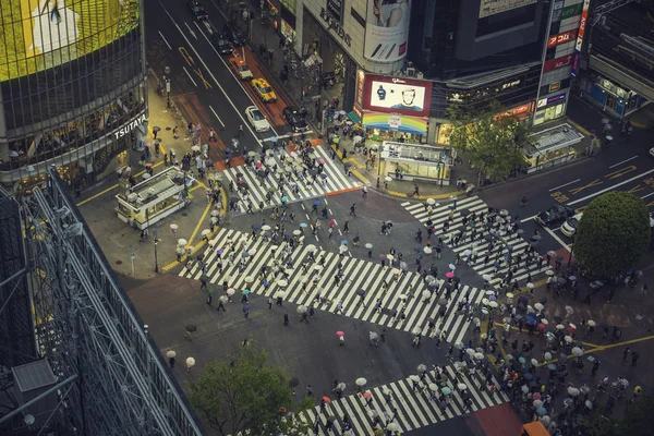 시부야 도쿄에에서 2017 보행자 보기에에서 거리를 사람들의 빈티지 — 스톡 사진