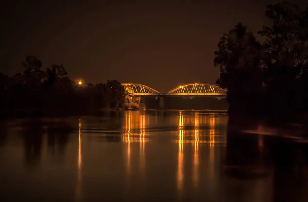 Lumières Imagination Pont Illuminé Nuit Par Reflet Dans Eau Des — Photo