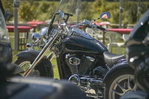 Detalhe Tanque Motor Uma Motocicleta Preta Personalizada — Fotografia de Stock