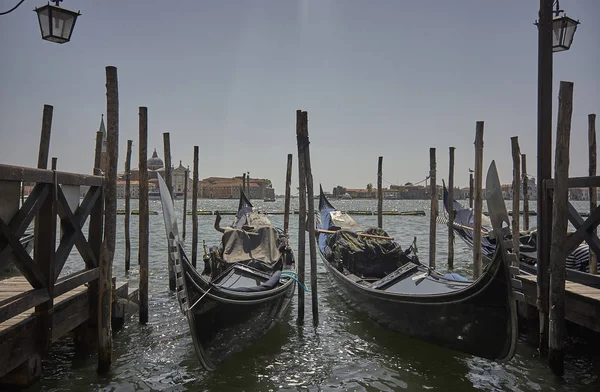 Panorama Veneziano Onde Você Pode Ver Três Gôndola Atrair Mar — Fotografia de Stock