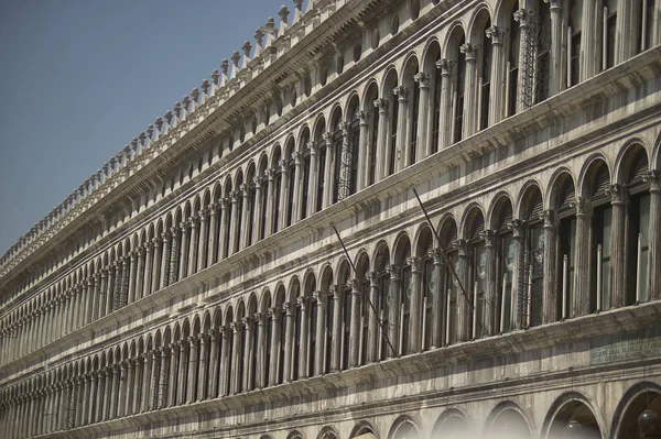 Arquitetura Típica Dos Edifícios Piazza San Marco Veneza Exemplo Construção — Fotografia de Stock