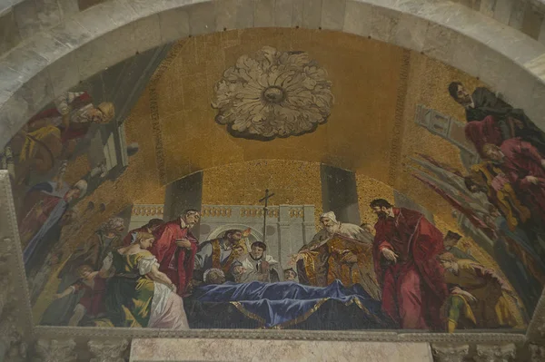 Мозаика Религиозными Изображениями Итальянской Католической Церкви Базилике Святого Марка Венеции — стоковое фото