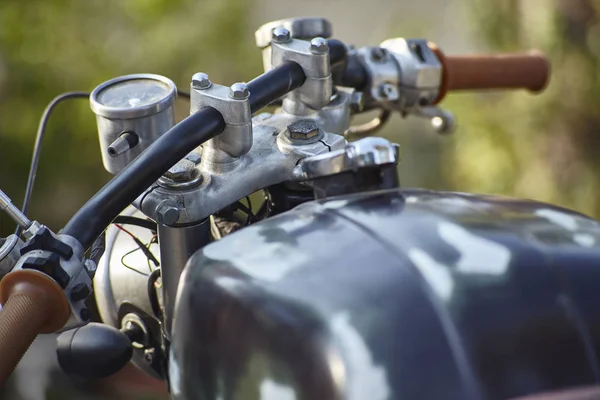 Přední Pohled Řídítka Staré Krysí Motocykl Známkami Koroze Opotřebení Které — Stock fotografie