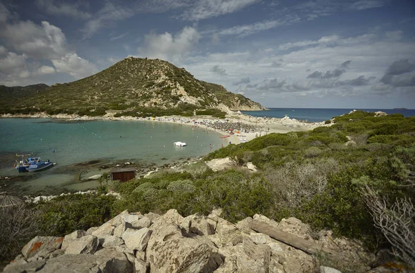 Widok Plaży Punta Molentis Południowej Części Sardynii Góry Naturalny Raj — Zdjęcie stockowe