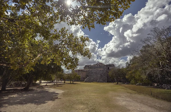Vista de la pirámide "matryoshka" del Chichén Itzá —  Fotos de Stock