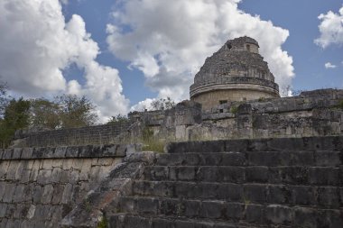 Chichen Itza # 4 astronomik gözlem evinin manzarası