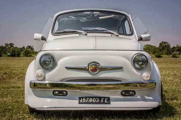 Fiat 500 custrom — Stockfoto