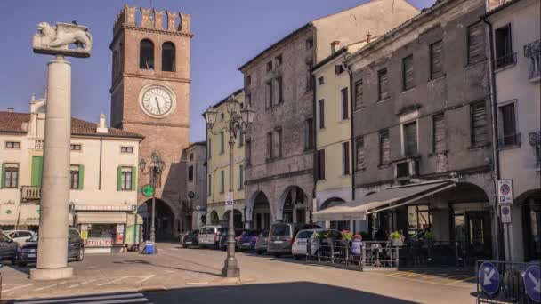 Hiperlapso Piazza Risorgimento Lendinara Italia Con Torre Cívica Evidencia Durante — Vídeos de Stock