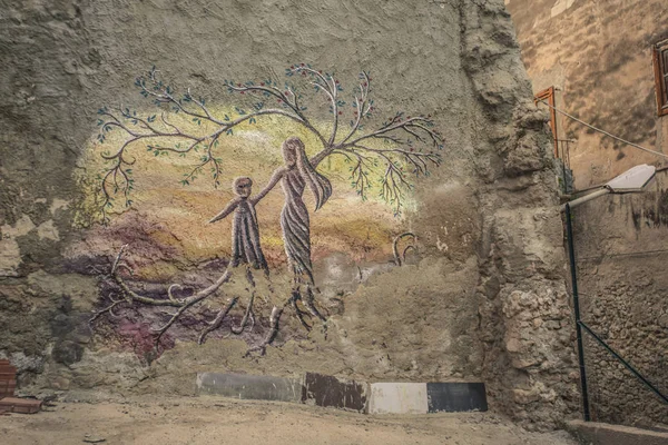 Peinture murale poétique à Licata — Photo