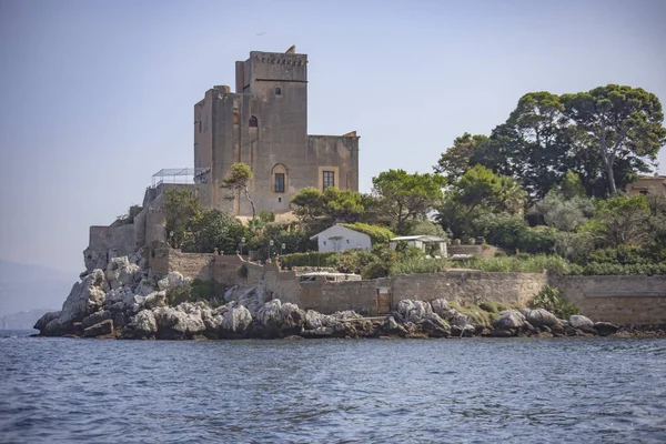 Zamek Solanto zabrany z morza 5 — Zdjęcie stockowe