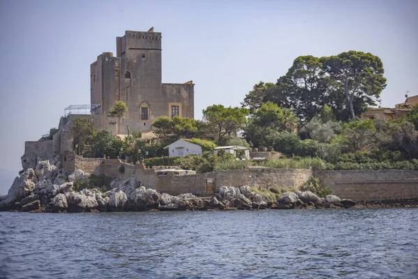 Zamek Solanto zabrany z morza 4 — Zdjęcie stockowe