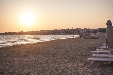 Sicilya plajı, gün batımı 6