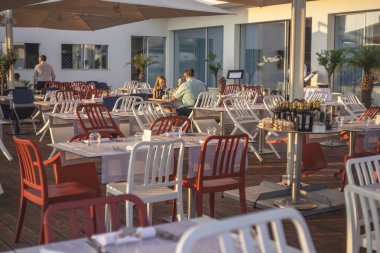 Restoran dekorasyonu 2.