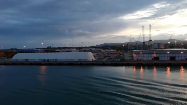 Porto Civitavecchia Amanhecer Retirado Mar — Vídeo de Stock