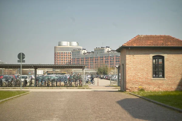 Ferrara Italie Mars 2020 Bâtiment Universitaire Ferrare Avec Personnes — Photo