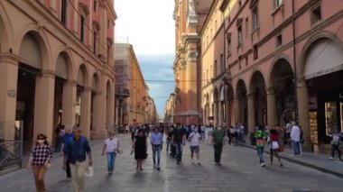 İtalya, Bologna 'da Via dell' Indipendenza