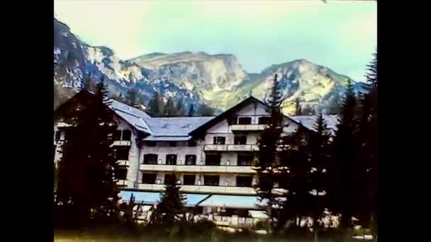 BRAIES,イタリア1974: Dolomites summer scape in Braies in 1974 — ストック動画