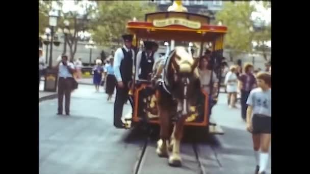 MIAMI 1980: Parque de atracciones Disneyland en Miami en 1980 15 — Vídeo de stock