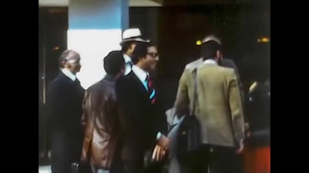 LONDRES 1975: Empresario en Londres a mediados de los años 70 — Vídeo de stock