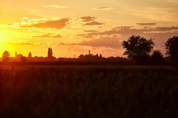 Prachtig Landschap Het Noorden Van Italië Bij Zonsondergang — Stockfoto