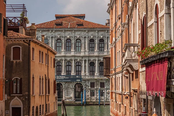 Detalhe Pesaro Famoso Edifício Histórico Veneza Itália — Fotografia de Stock