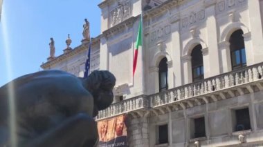 İtalya 'da Padua' da tarihi bir binanın detayları.