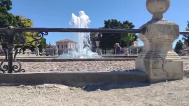 Prato della Valle, İtalya, Padua, 13