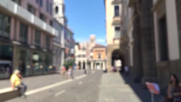 Real life scene in Padua street with people 5 — Stock Video