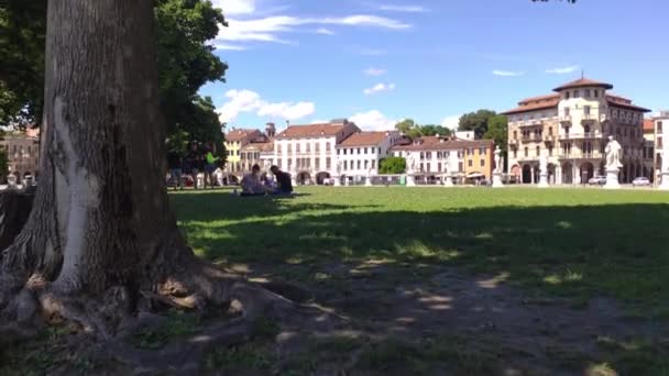 Prato della Valle in Padua in Italië 4 — Stockvideo